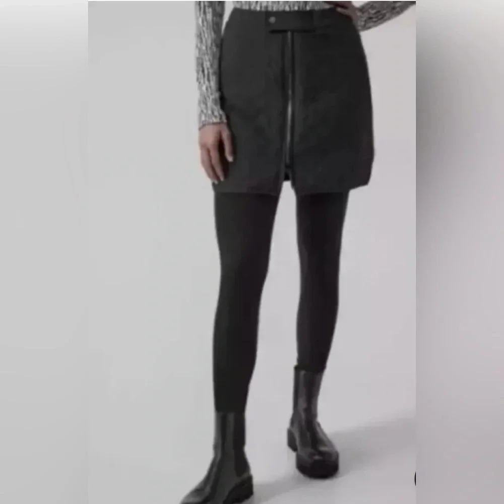Athleta Women’s Quilted Jupe Apres Ski Skirt Black Athletic Winter NWT Size 16